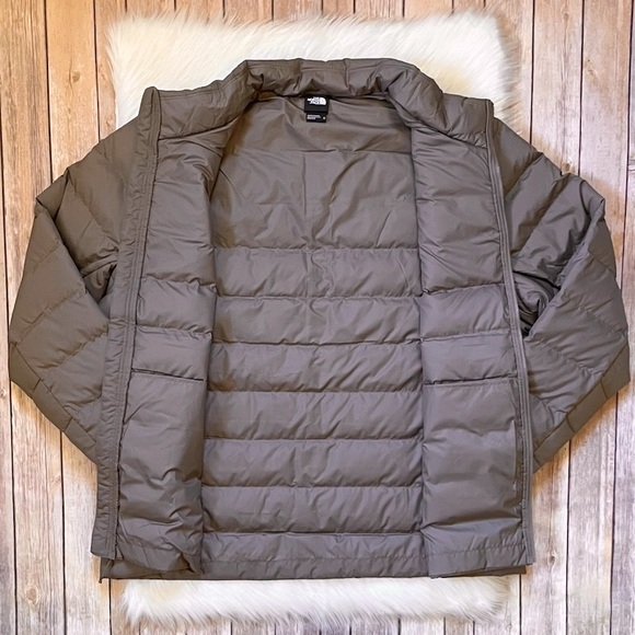 The North Face Men’s Aconcagua 3 Jacket In Falcon Brown - Picture 4 of 7